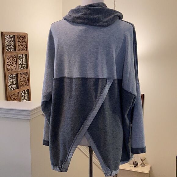 CABI ATC Cowl Neck Top, Heather Gray, Sz XS #3996 EUC - Picture 4 of 5
